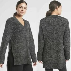 Athleta Shasta V-Neck Sweater Black Marl Knit Wool blend top size XS